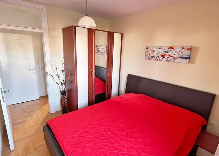 Comfy And Spacious In A Quiet Area * Skopje